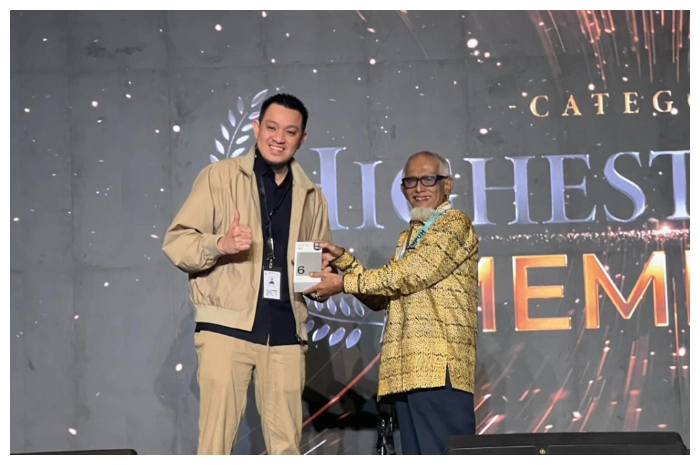 Selamat! Azam Tour & Travel Raih HIMPUH Awards Kategori Most Highest Value Member 2026